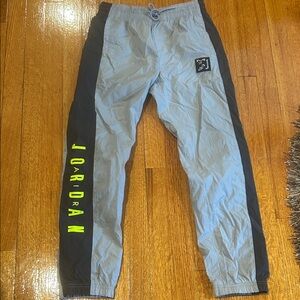 Boys Jordan joggers